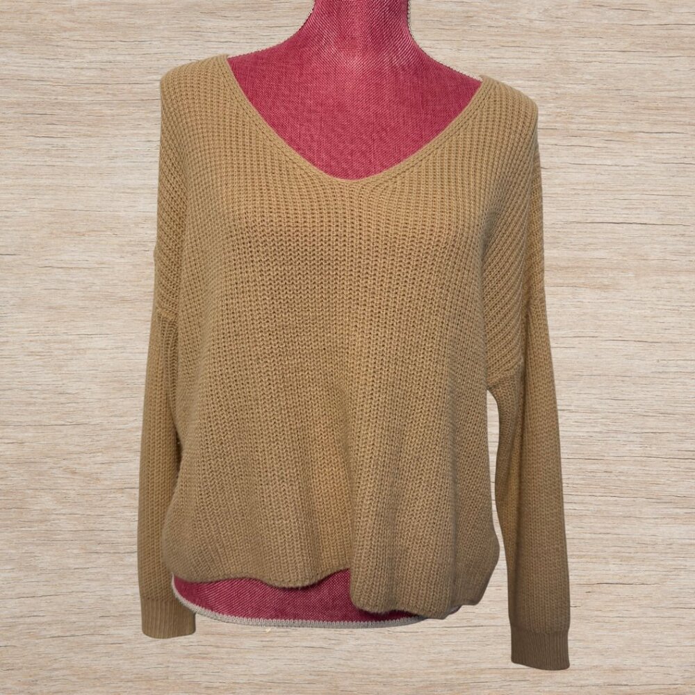 Tan Brown V-Neck Oversized Knit Sweater Cozycore Normcore Women’s Size Small